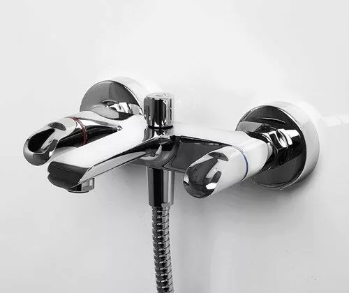Wassercraft Lossa 1201 Смеситель для ванны с коротким изливом